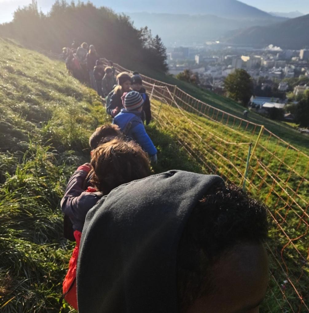 Kinder im Freien